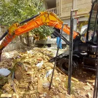 اجاره مینی بیل لاستیکی (چکش پاکت)بیل بزرگ لودر ۹۵۰|خدمات حمل و نقل|شیراز, نصر|دیوار