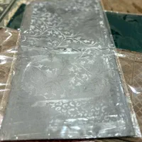 روسری  ساتن  و شلوار راحتی