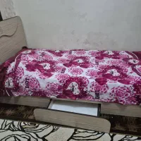 تخت تک نفره سالم باتشک