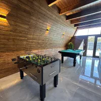 کلبه سوئیسی نوساز و خاص|اجارهٔ کوتاه‌مدت ویلا و باغ|رامسر, |دیوار