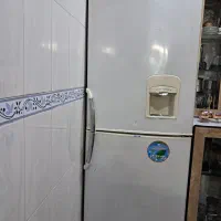 یخچال فریزرفروزان