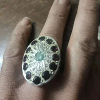 انگشتر نقره..