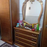 دوعدد کمد چوب گردو ومیز آریش به فورش میرسد|جاکفشی، کمد، دراور|قم, شهرک مهدیه (مدرس)|دیوار