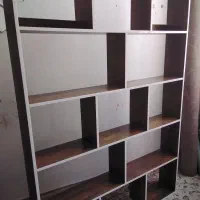 کتابخانه ۵ طبقه فوق العاده تمیز