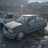 پیکان و پراید