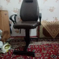 صندلی ارایشگاه|آرایشگاه و سالن‌های زیبایی|تربت‌حیدریه, منظر|دیوار