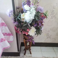 گلدان گل مصنوعی