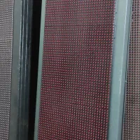 فروش فوری تابلو روان قرمزرنگ