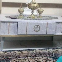 جلو مبلی و سه تا میز عسلی در حد نو