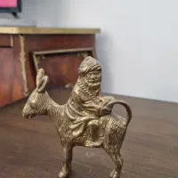 مجسمه برنجی