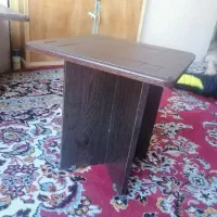 میز بزرگ وسطش شیشه داره همراه با 4تا میز عسلی.|مبلمان خانگی و میز عسلی|شیراز, اصلاحنژاد|دیوار