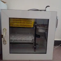 دستگاه جوجه کشی بزرگ
