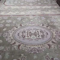 فرش کار کرده ویک عدد گلیم آشپزخانه