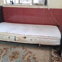 تخت یک نفره