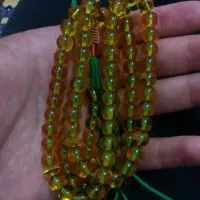 تسبیح کهربا پرچمی کهنه تسبیح سندلوس ۱۰۱ عددی آلمان|جواهرات|سقز, |دیوار