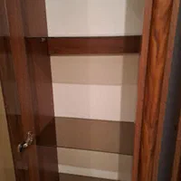 دو عد بوفه ویترین شیشه ای سبک و ساده و چراغ دار|بوفه، ویترین، کنسول|تهران, یوسف‌آباد|دیوار