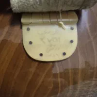 تار ابراهیم برزی|سازهای سنتی|بوشهر, |دیوار