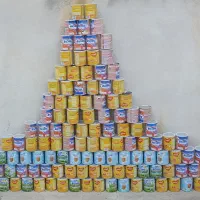 تعدادی قوطی سالم