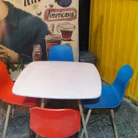 میز و صندلی دو دست|میز و صندلی غذاخوری|فولادشهر, B4|دیوار