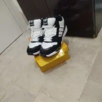 فروش ۲ تا کفش