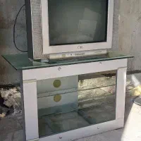 تلویزیون ال جی با میز ست