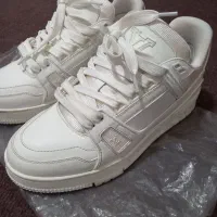 کفش کتونی|کیف، کفش، کمربند|مینودشت, |دیوار