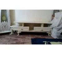 میز تلویزیون رنگ کرمی سالم درحد