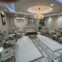 مبلمان سلطنتی ۹نفره ب همراه میزوسط و۲عدد عسلی|مبلمان خانگی و میز عسلی|نظرآباد, نظرآباد|دیوار
