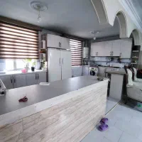 ملک ۱۷۵متری با باشگاه