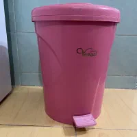 سطل زباله پدالی
