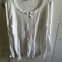 لباس ارزون|لباس|میانه, |دیوار