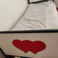 تخت یک نفره