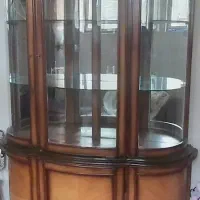 بوفه تمیز و در حد خیلی نو