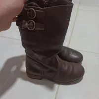 نیم بوت چرم بچگانه کاملا سالم