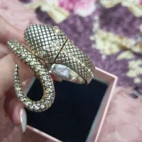 ساعت دستبند ماری مارک GUCCI بسیار زیبااصل نگین دار|ساعت|کرج, شهرک بنفشه|دیوار