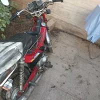 موتور سیکلت پیشرو ۷۰ سی سی مدل ۹۰ پلاک ملی