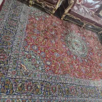 فرش دستباف لاکی