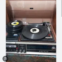 دستگاه انتیک گرامافون صفحه خوان قدیمی