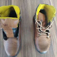 کفش ایمنی و کار