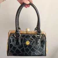 کیف مجلسی|کیف، کفش، کمربند|قروه, |دیوار