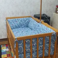 تخت کودک کنار تخت مادر