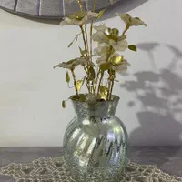 گل وگلدان