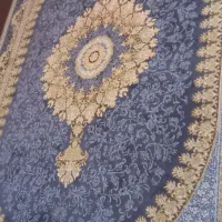 فرش در حد سه عدد ۶متری