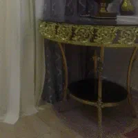 میز خاطره برنز