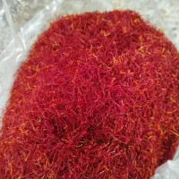 زعفران/ پوشال/ نگین