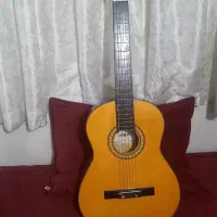 گیتارaria aka30 سالم وتمیز بی خط وخش