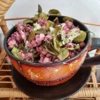 وسایل فروشی هر کدوم یک قیمت|صنایع دستی و سایر لوازم تزئینی|اسدآباد, |دیوار