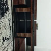 زیر تلویزیون تمیز