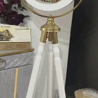 ساعت ایستاده