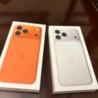 ۱۷ پرومکس نارنجی و سفید